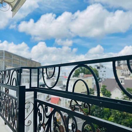 Nature Hotel - Dalat 3 Екстер'єр фото