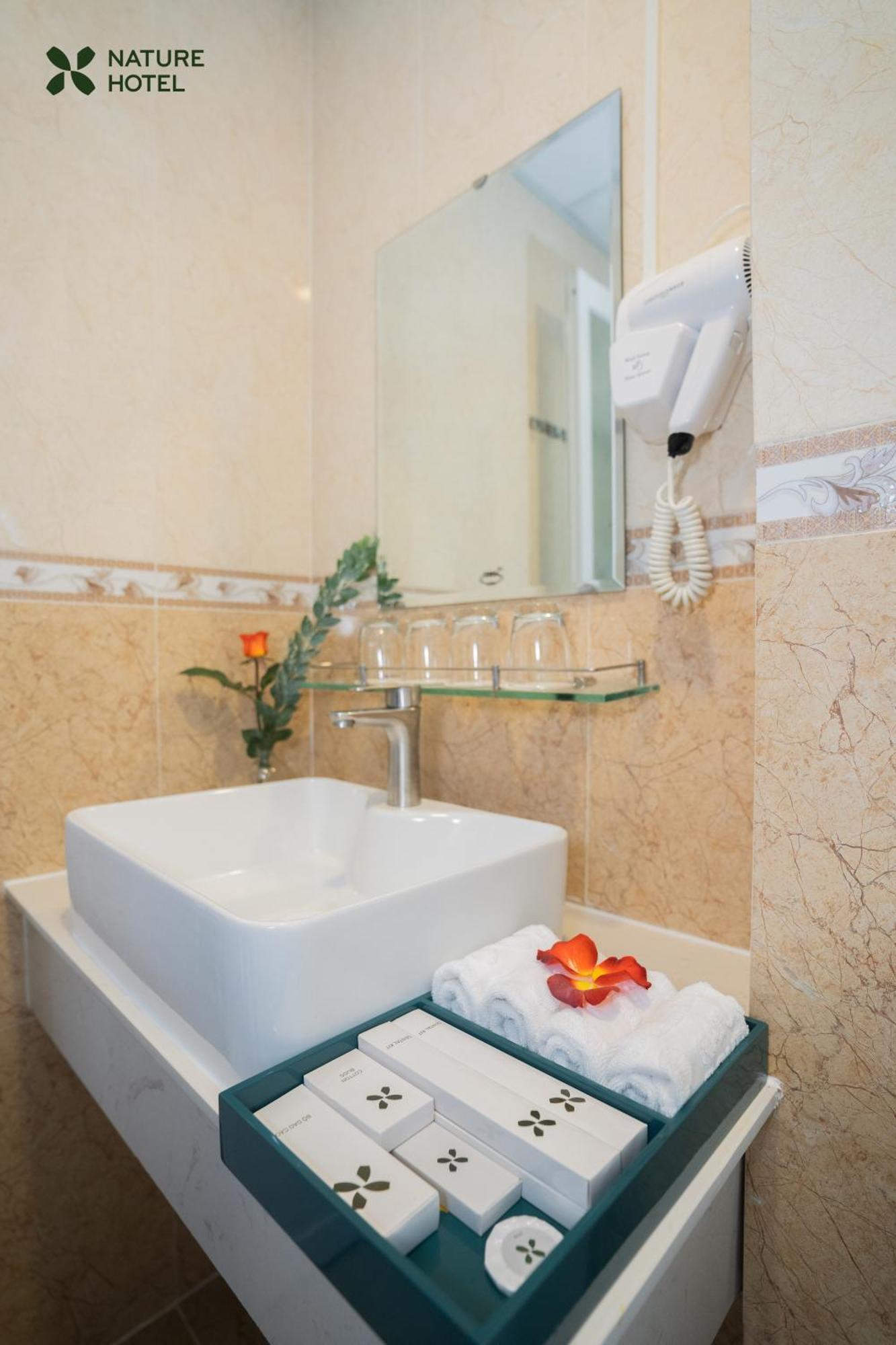 Nature Hotel - Dalat 3 Екстер'єр фото